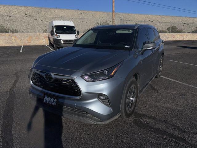 2022 Toyota Highlander XLE 2022 Toyota Highlander XLE