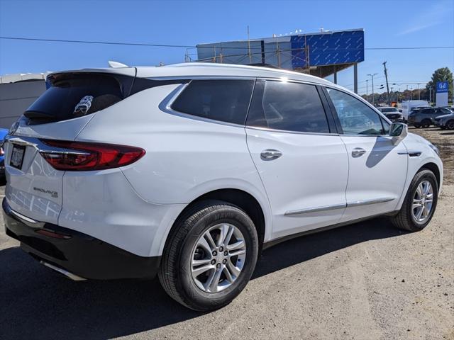 2018 Buick Enclave Essence 2018 Buick Enclave Essence