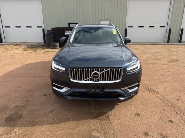 2022 Volvo XC90 T6 Inscription 6 Passenger 2022 Volvo XC90 T6 Inscription 6 Passenger