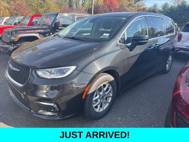 2024 Chrysler Pacifica Touring L 2024 Chrysler Pacifica Touring L