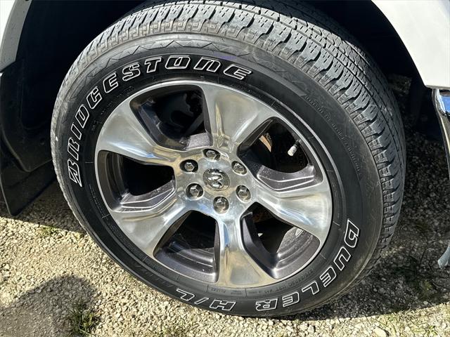 2021 RAM 1500 Laramie Crew Cab 4x2 57 Box 2021 RAM 1500 Laramie Crew Cab 4x2 57 Box