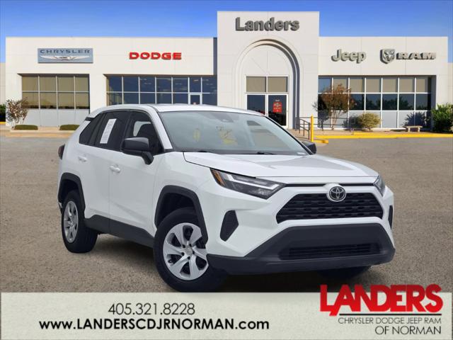 2024 Toyota RAV4 LE 2024 Toyota RAV4 LE