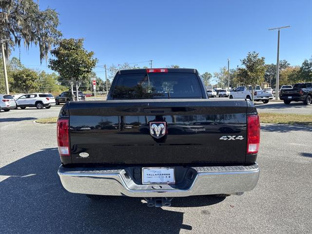 2022 RAM 1500 Classic Tradesman Crew Cab 4x4 57 Box 2022 RAM 1500 Classic Tradesman Crew Cab 4x4 57 Box