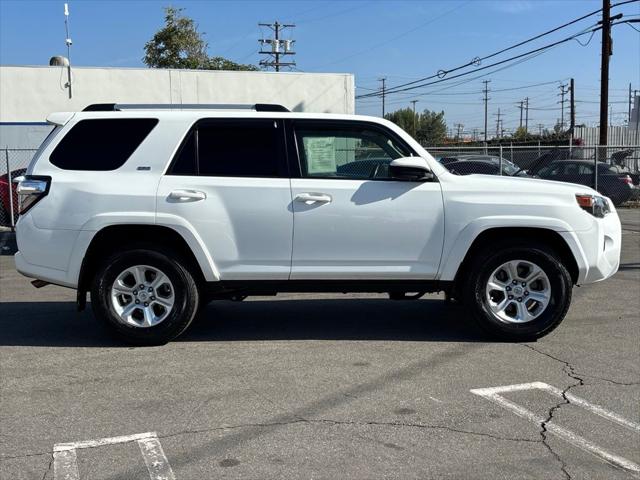 2021 Toyota 4Runner SR5 2021 Toyota 4Runner SR5