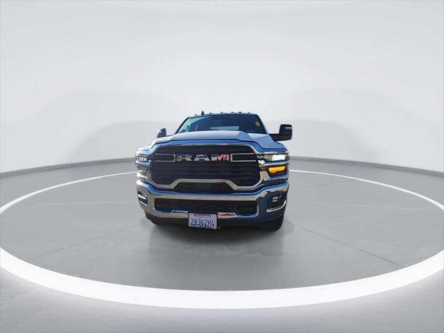2025 RAM 2500 Big Horn Crew Cab 4x4 8 Box 2025 RAM 2500 Big Horn Crew Cab 4x4 8 Box