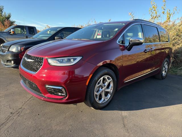 2023 Chrysler Pacifica Limited AWD
