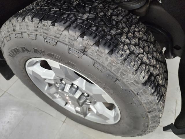 2025 GMC Sierra 2500HD 4WD Crew Cab Standard Bed SLE