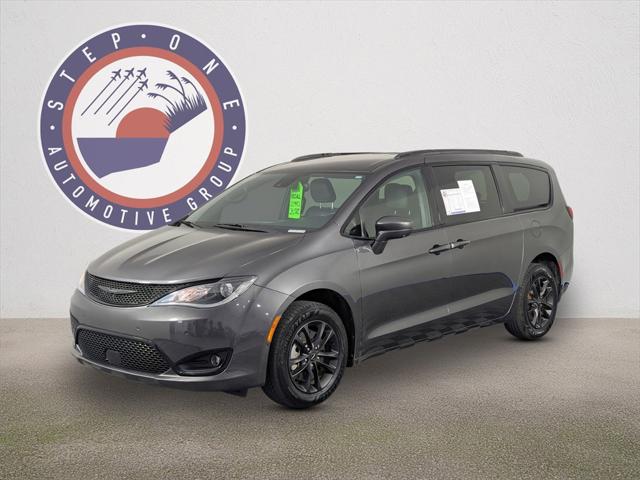 2020 Chrysler Pacifica AWD Launch Edition