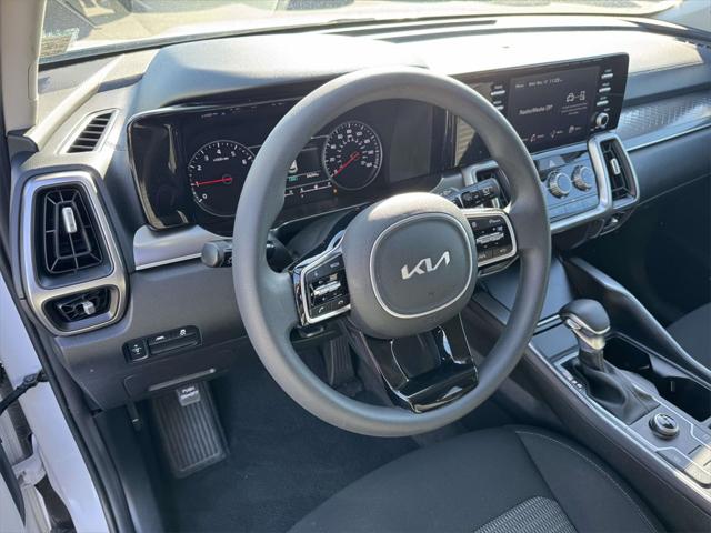 2023 Kia Sorento LX 2023 Kia Sorento LX