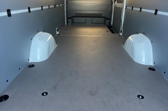 2026 Mercedes-Benz Sprinter Cargo Van High Roof 4-Cyl Diesel