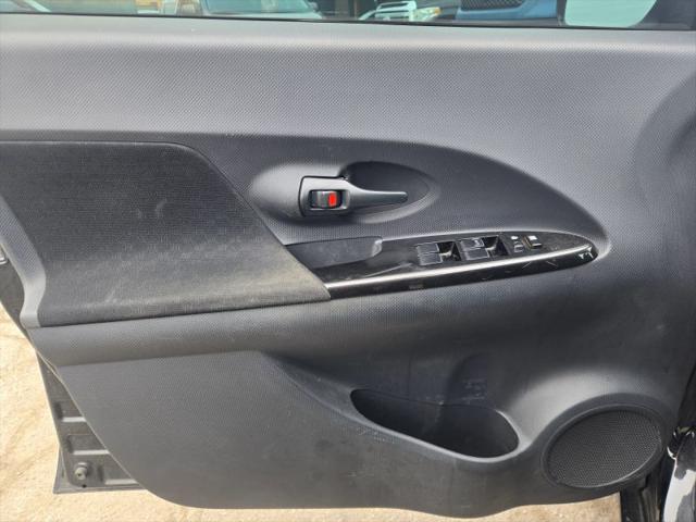 2009 Scion xD Base