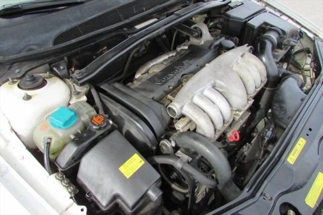 2000 Volvo S80 2.9