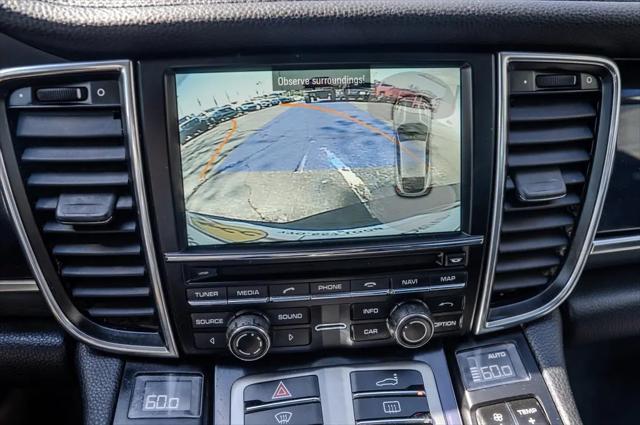 2014 Porsche Panamera Standard