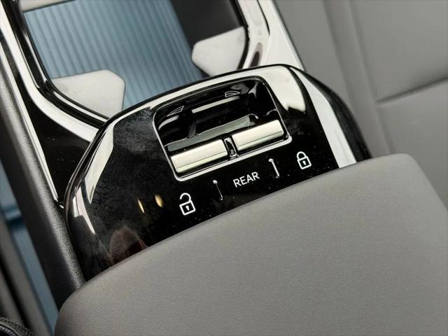 2026 Volvo EX30 Plus Twin Motor Performance, Fully electric