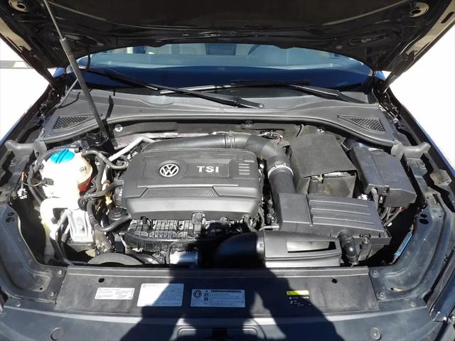 2017 Volkswagen Passat 1.8T R-Line