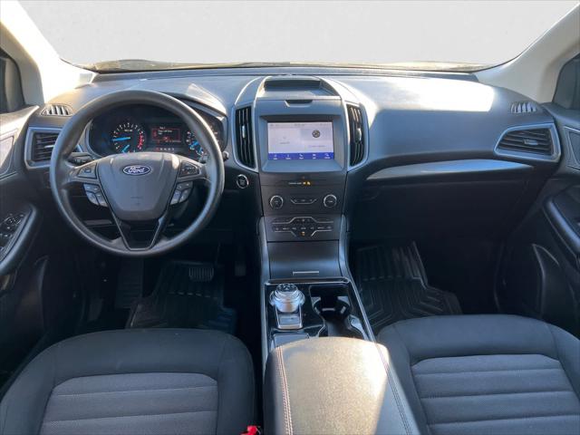 2020 Ford Edge SE