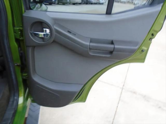 2012 Nissan Xterra S