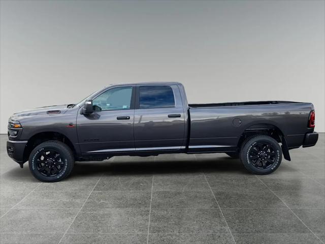 2026 Ram 3500 Big Horn Crew Cab 4x4 8' Box