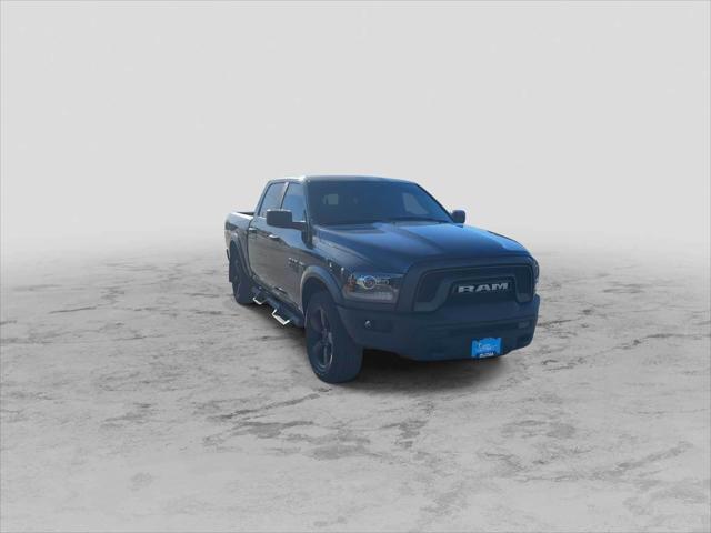 2020 RAM 1500 Classic Warlock Crew Cab 4x4 57 Box 2020 RAM 1500 Classic Warlock Crew Cab 4x4 57 Box