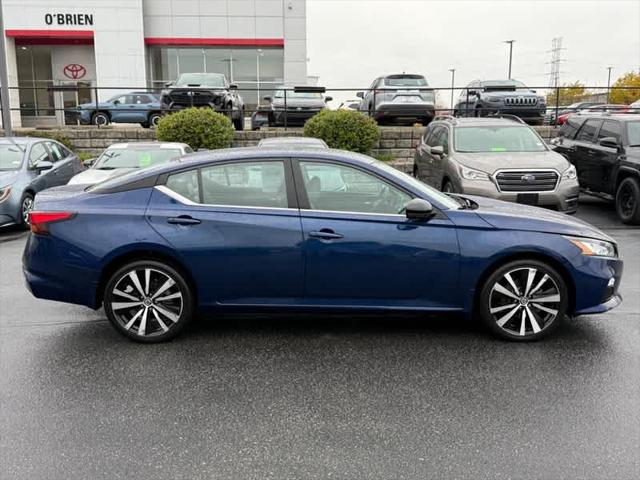 2021 Nissan Altima SR Intelligent AWD 2021 Nissan Altima SR Intelligent AWD