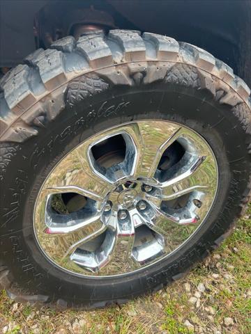 2021 RAM 1500 Laramie Crew Cab 4x4 57 Box 2021 RAM 1500 Laramie Crew Cab 4x4 57 Box