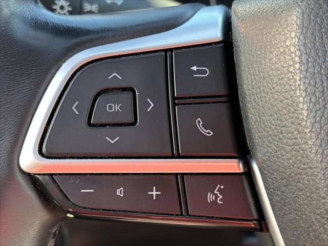 2024 Toyota Grand Highlander XLE [16]