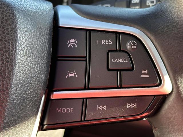 2024 Toyota Grand Highlander XLE [17]