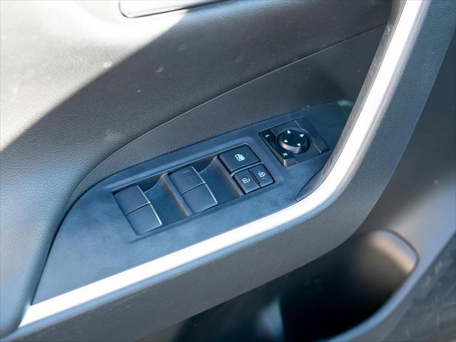 2019 Toyota RAV4 Hybrid XSE