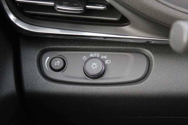 2026 Buick NV Preferred FWD