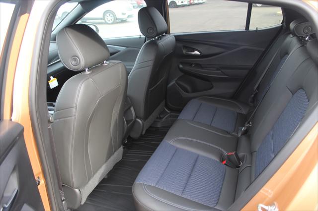 2026 Buick NV Preferred FWD