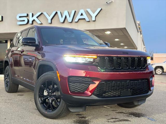 2025 Jeep Grand Cherokee Altitude X 4x4 for sale in Ponca City, OK