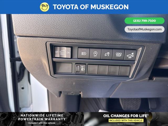 2026 Toyota Tundra SR5 CrewMax 5.5' Bed