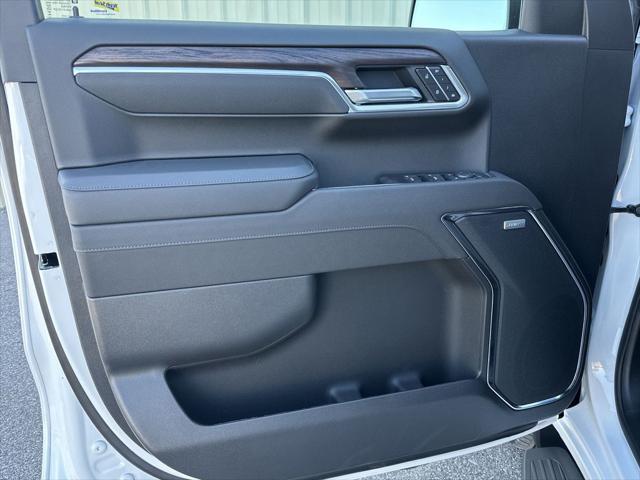 2026 GMC Sierra 1500 Crew Cab, Short Bed, SLT, 4WD