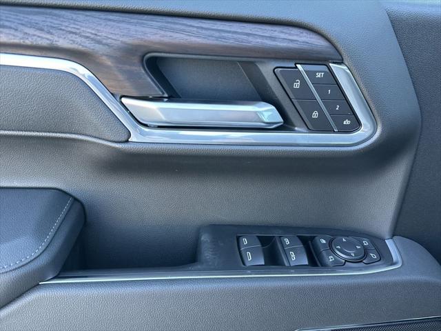 2026 GMC Sierra 1500 Crew Cab, Short Bed, SLT, 4WD