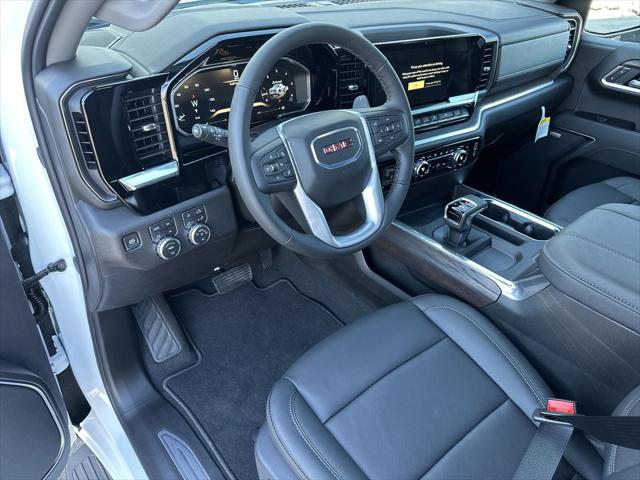 2026 GMC Sierra 1500 Crew Cab, Short Bed, SLT, 4WD