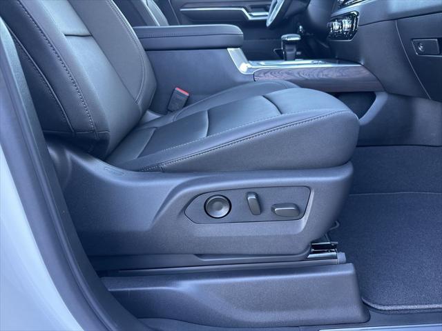 2026 GMC Sierra 1500 Crew Cab, Short Bed, SLT, 4WD