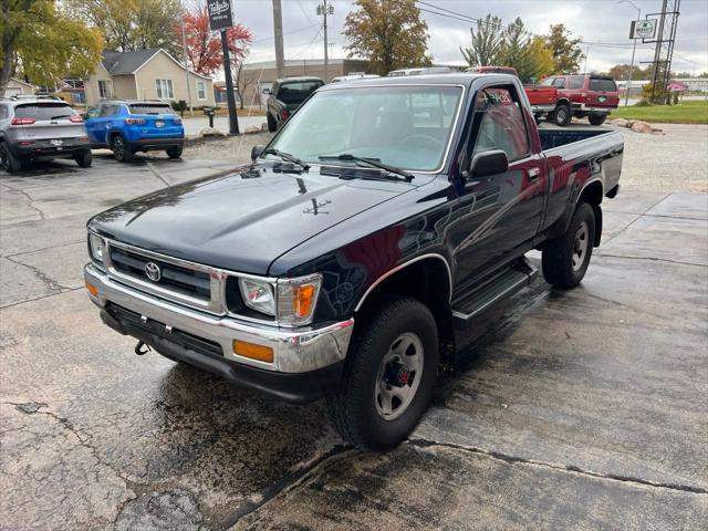 1994 Toyota 4WD Trucks DX Short Bed