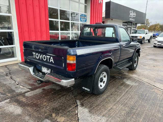 1994 Toyota 4WD Trucks DX Short Bed