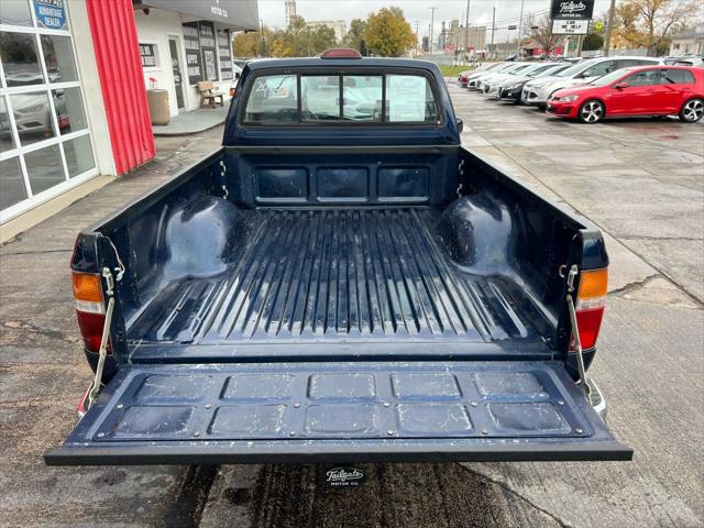 1994 Toyota 4WD Trucks DX Short Bed