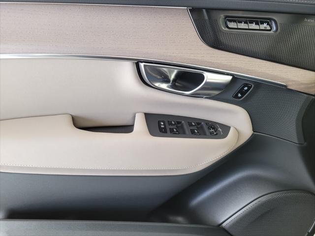 2026 Volvo XC90 B6 Ultra 7-Seater