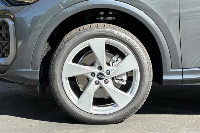 2025 Audi Q5 Premium Plus TFSI quattro S tronic