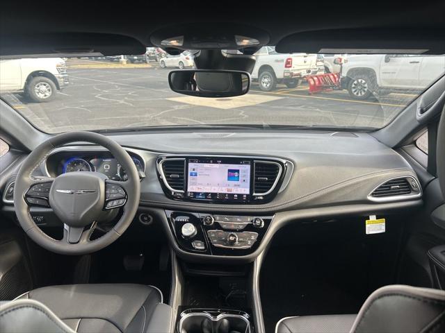 2026 Chrysler Pacifica Limited AWD
