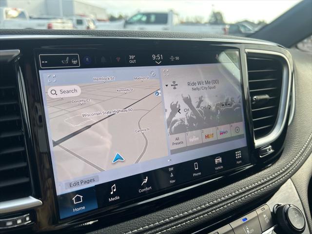 2026 Chrysler Pacifica Limited AWD
