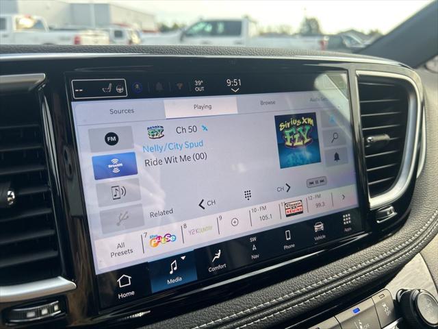 2026 Chrysler Pacifica Limited AWD