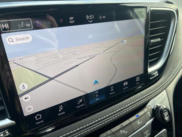2026 Chrysler Pacifica Limited AWD