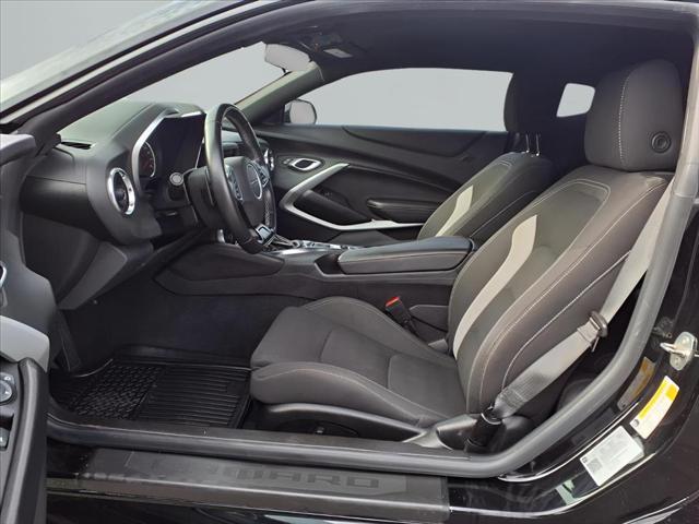 2022 Chevrolet Camaro RWD Coupe 1LS