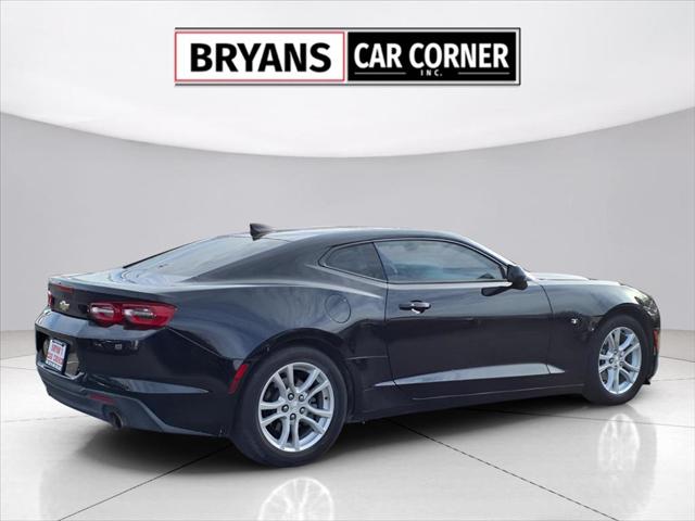 2022 Chevrolet Camaro RWD Coupe 1LS