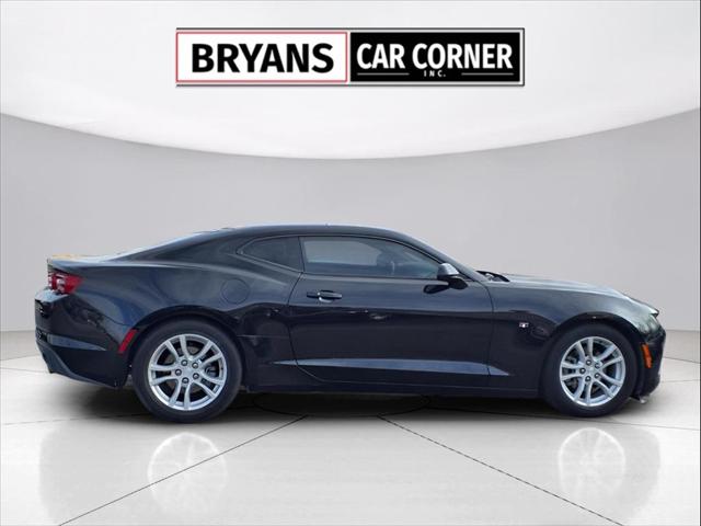2022 Chevrolet Camaro RWD Coupe 1LS