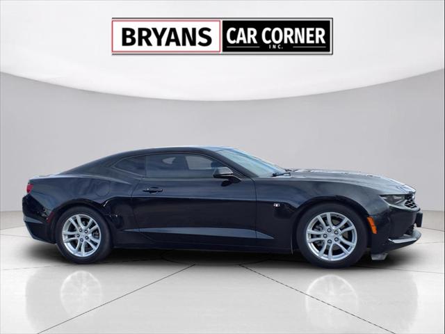 2022 Chevrolet Camaro RWD Coupe 1LS