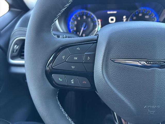 2026 Chrysler Pacifica Select AWD